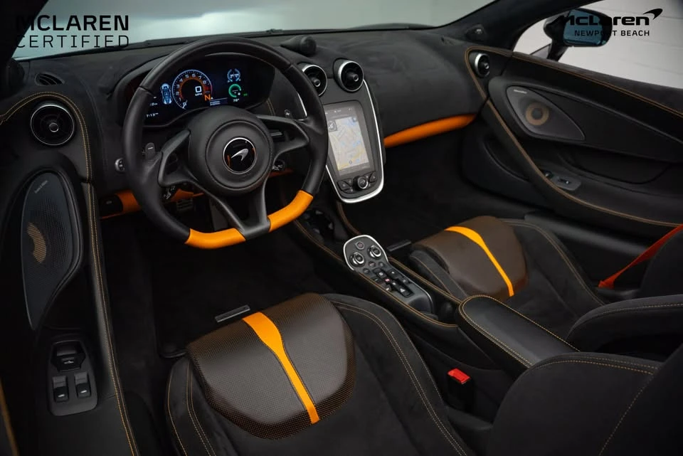 2019 McLaren 570S Spider - Image 8 of 10