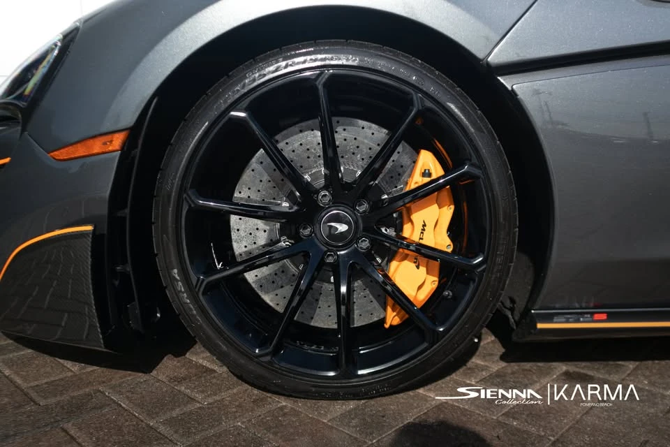 2019 McLaren 570S Spider - Image 14 of 17