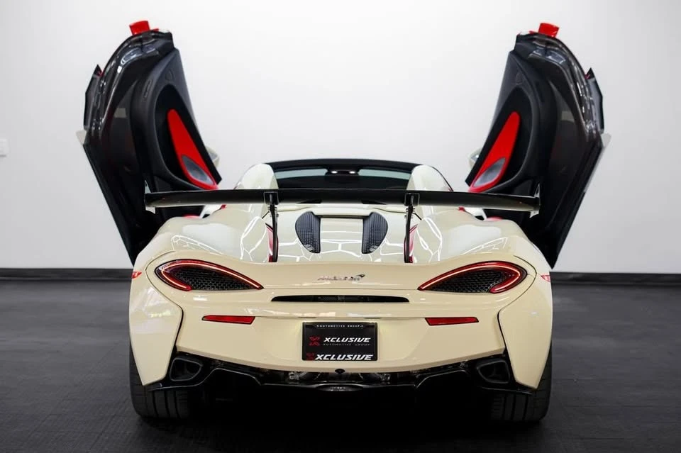 2019 McLaren 570S Spider - Image 16 of 20