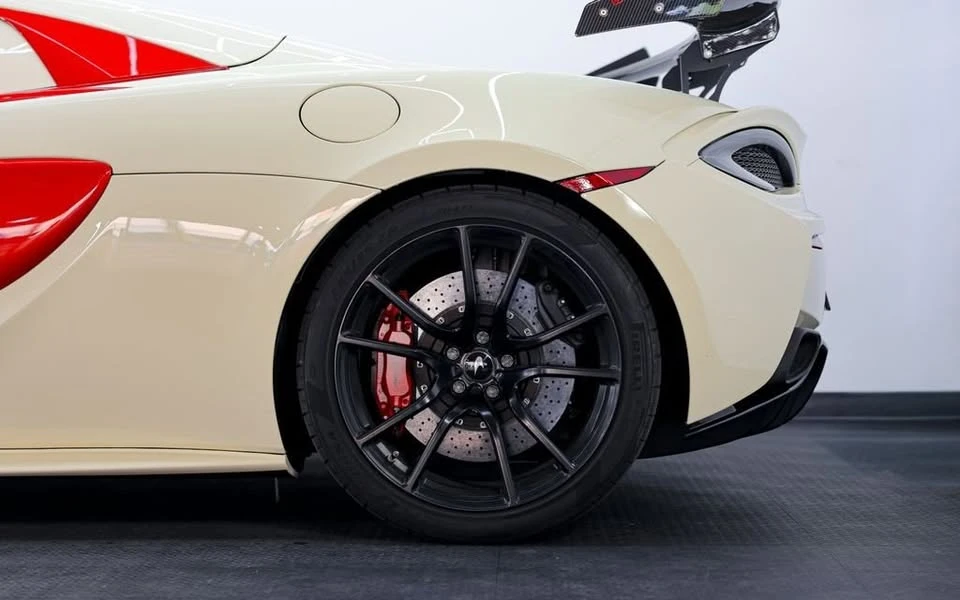 2019 McLaren 570S Spider - Image 3 of 20