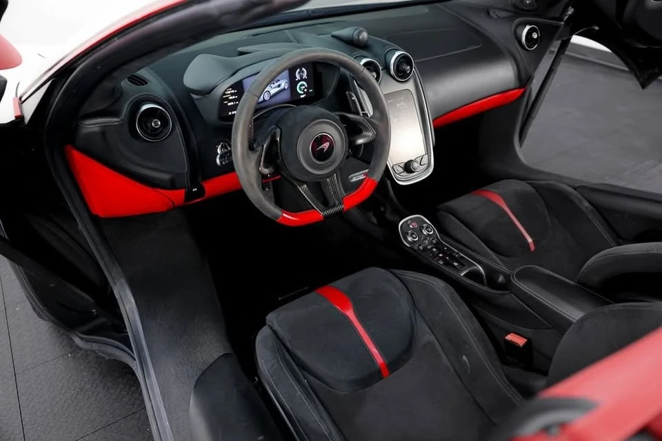 2019 McLaren 570S Spider - Image 13 of 20