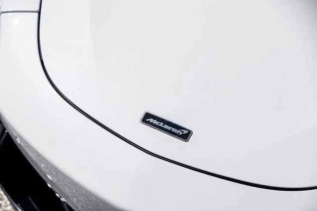 2019 McLaren 570S Spider - Image 13 of 20