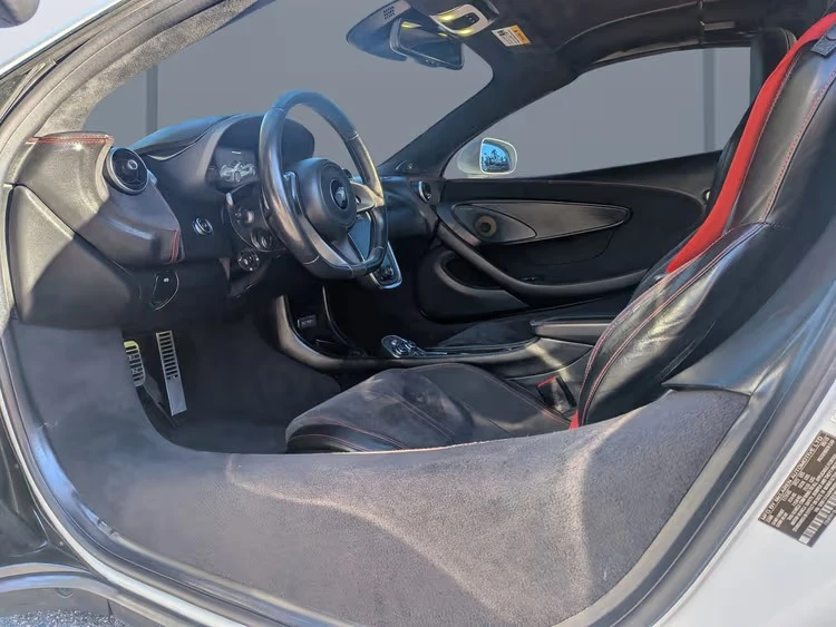 2019 McLaren 570S Spider - Image 7 of 12
