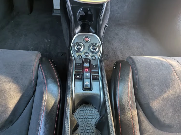 2019 McLaren 570S Spider - Image 9 of 12
