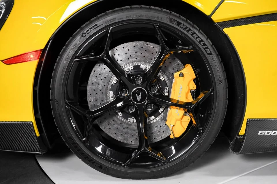 2019 McLaren 600LT - Image 9 of 18