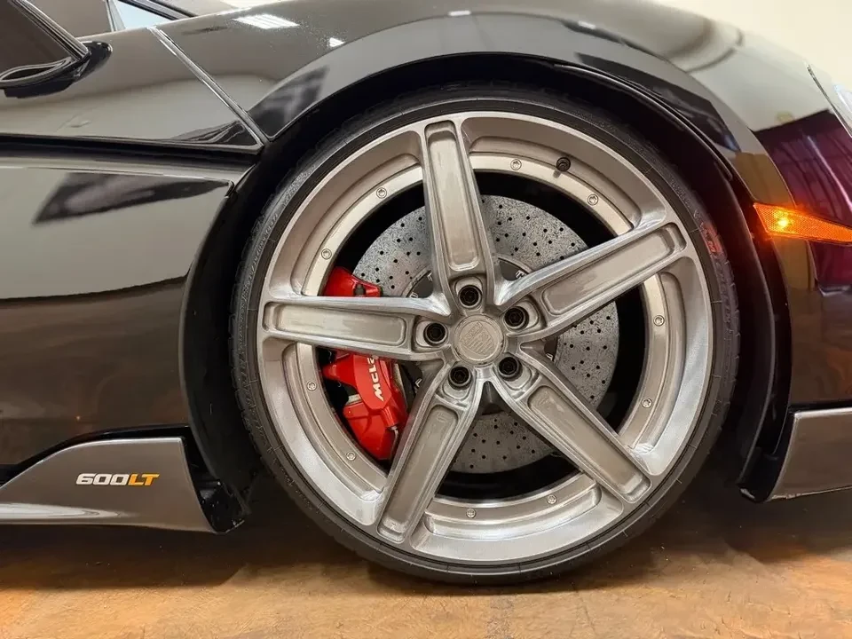 2019 McLaren 600LT - Image 10 of 20