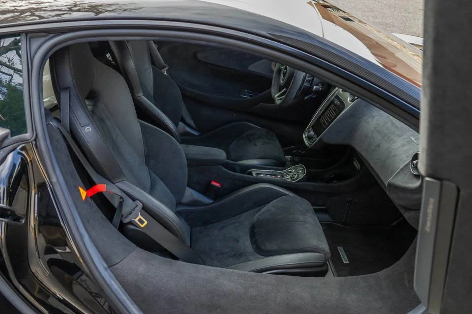 2019 McLaren 600LT - Image 15 of 16