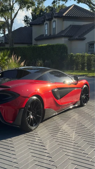 2019 McLaren - Image 4 of 7
