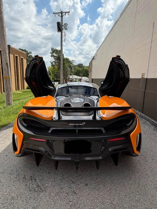 2019 McLaren 600LT - Image 4 of 15