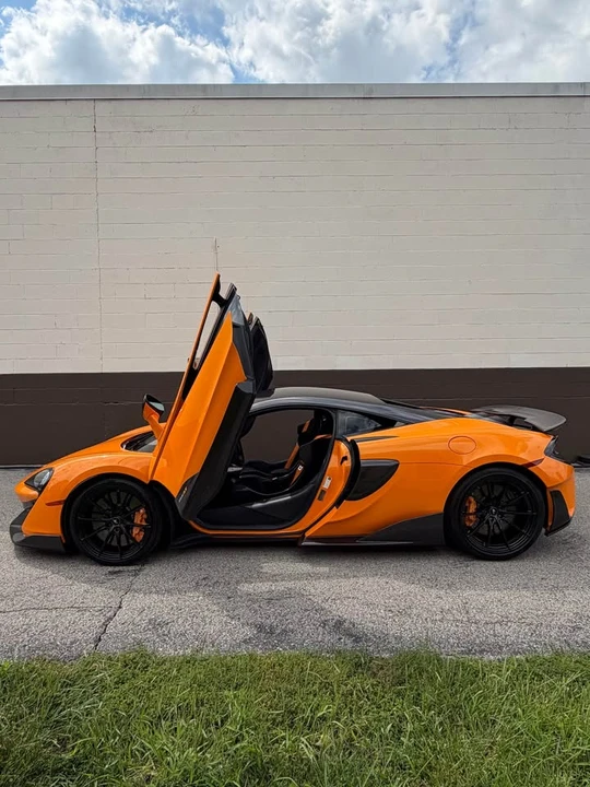 2019 McLaren 600LT - Image 2 of 15
