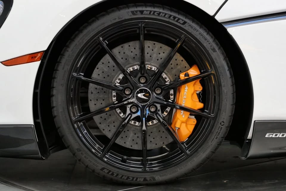 2019 McLaren 600LT - Image 6 of 16
