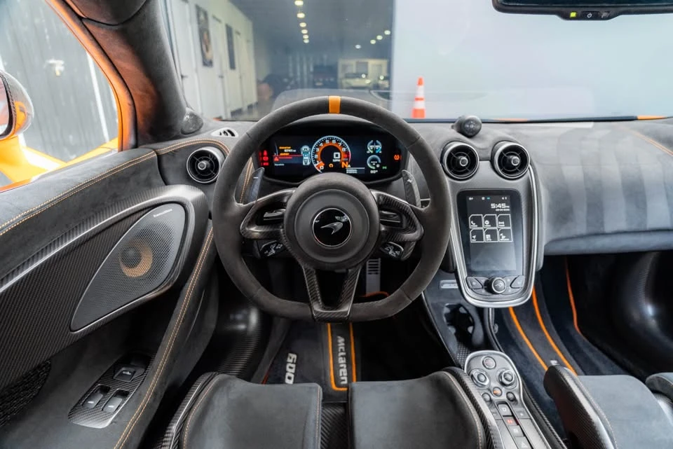 2019 McLaren 600LT - Image 9 of 11