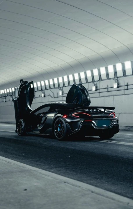 2019 McLaren 600LT - Image 8 of 19