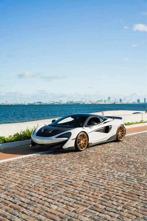 2019 McLaren 600LT - Image 2 of 9