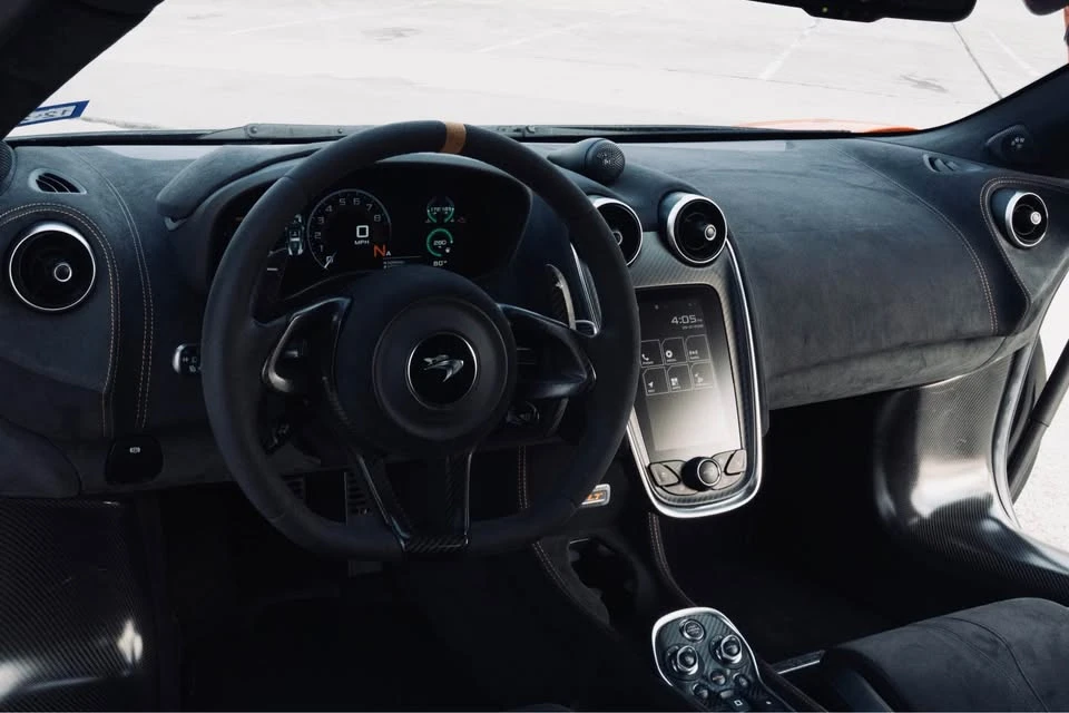2019 McLaren 600LT - Image 11 of 17