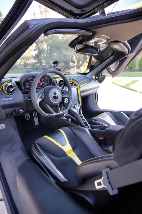 2019 McLaren 720S - Image 13 of 20
