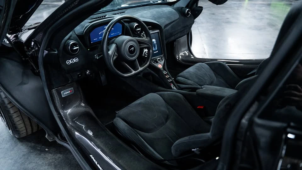 2019 McLaren 720S - Image 17 of 20