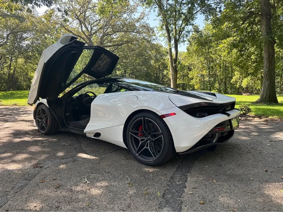 2019 McLaren 720S - Image 2 of 16