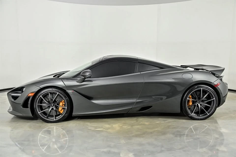 2019 McLaren 720S - Image 8 of 20