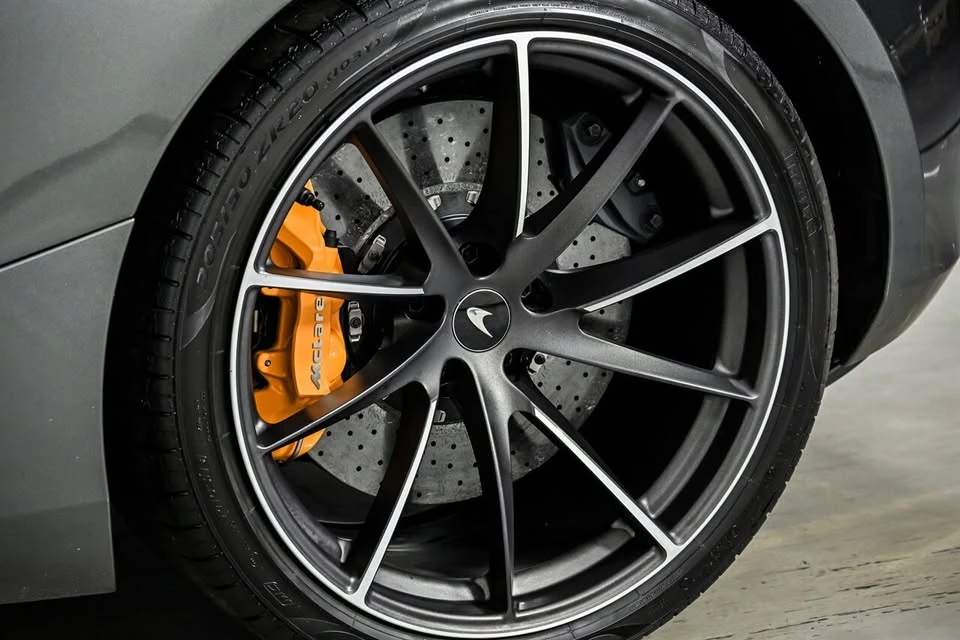 2019 McLaren 720S - Image 16 of 20