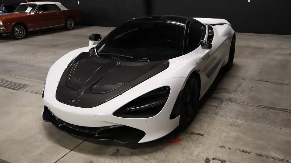 2019 McLaren 720S - Image 7 of 20