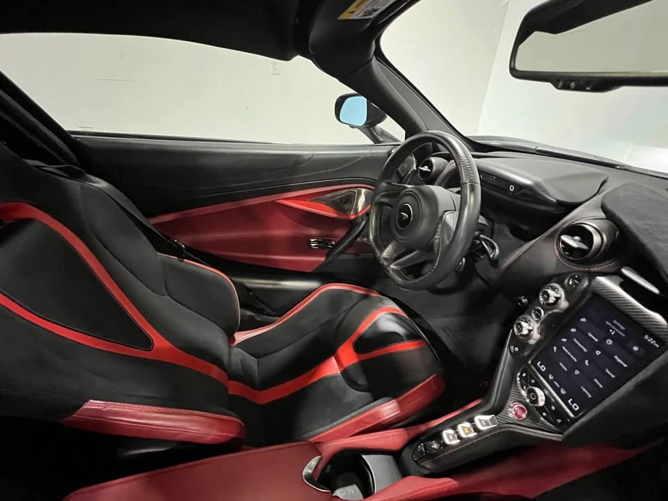 2019 McLaren 720S - Image 5 of 8