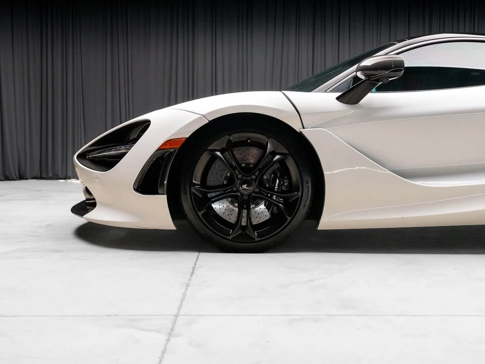 2019 McLaren 720S - Image 2 of 19