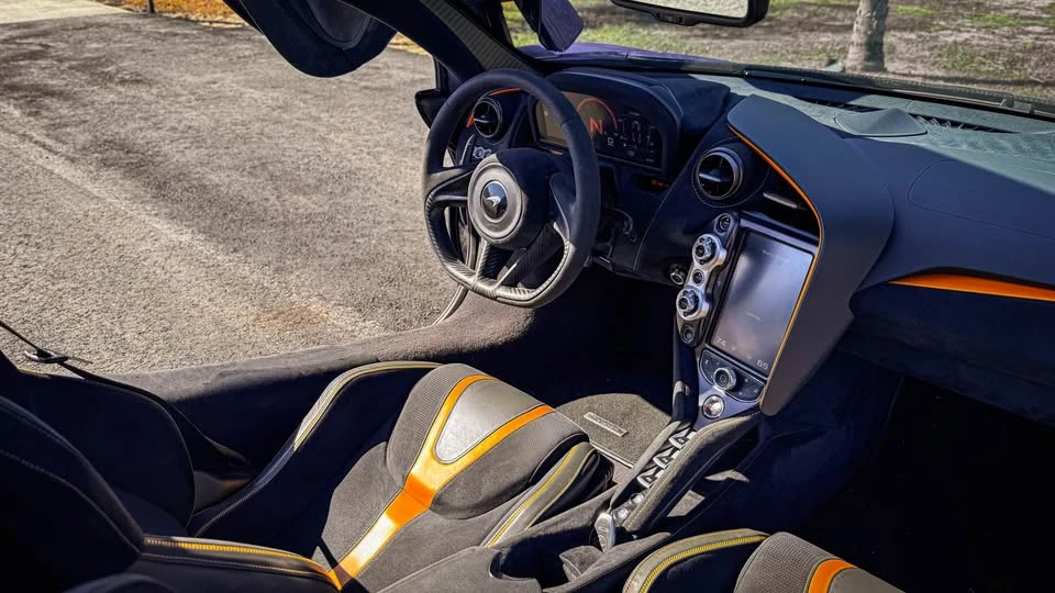 2019 McLaren 720S - Image 16 of 18