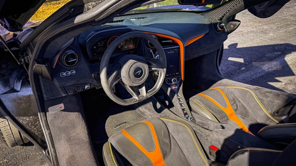 2019 McLaren 720S - Image 13 of 18