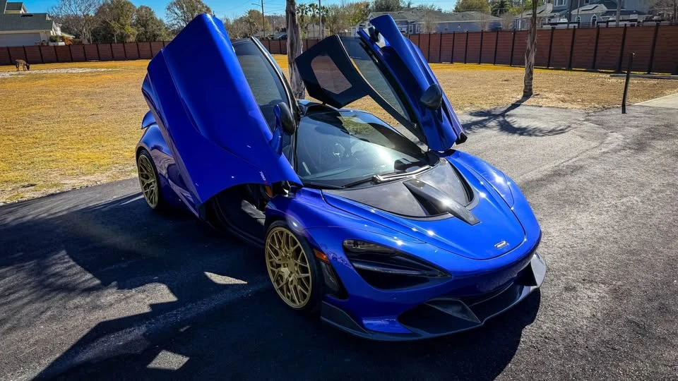 2019 McLaren 720S - Image 9 of 18