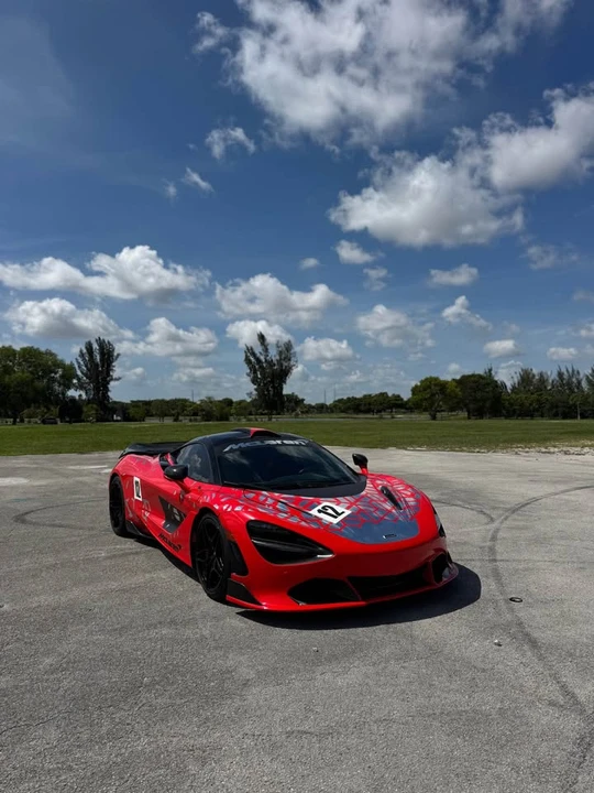2019 McLaren 720S - Image 2 of 12