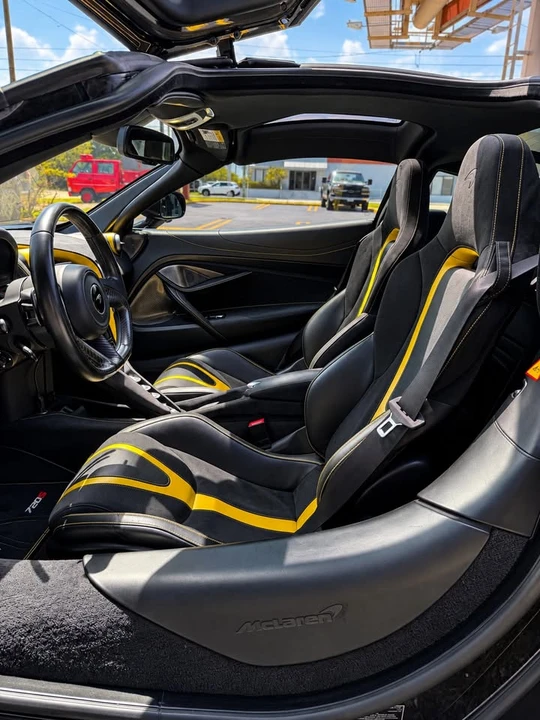 2019 McLaren 720S - Image 14 of 20