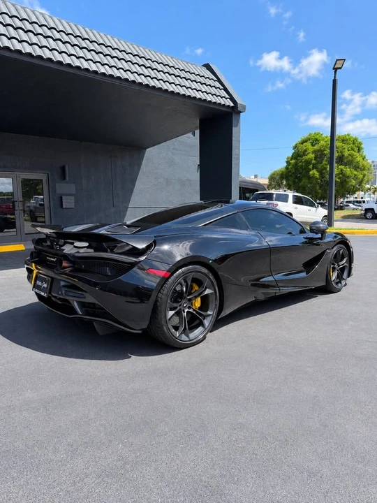 2019 McLaren 720S - Image 6 of 20