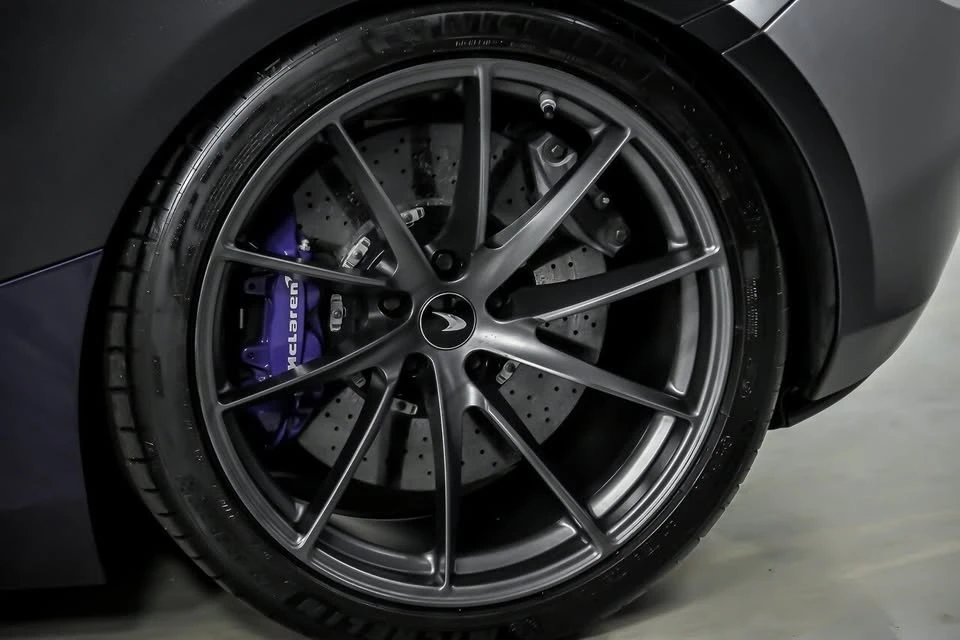 2019 McLaren 720S - Image 12 of 20