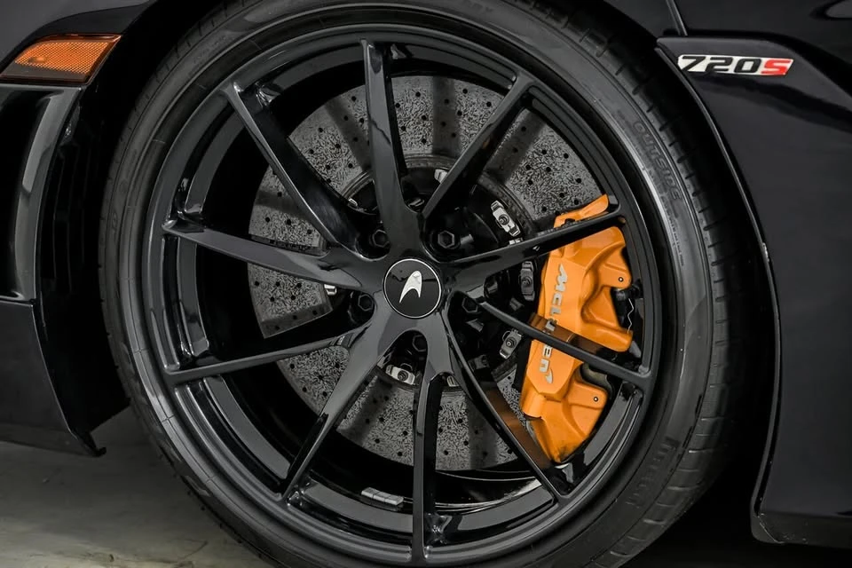 2019 McLaren 720S - Image 15 of 20