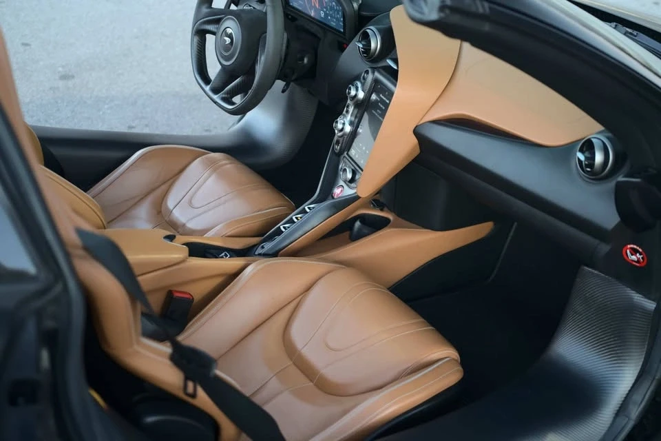2019 McLaren 720S - Image 16 of 20