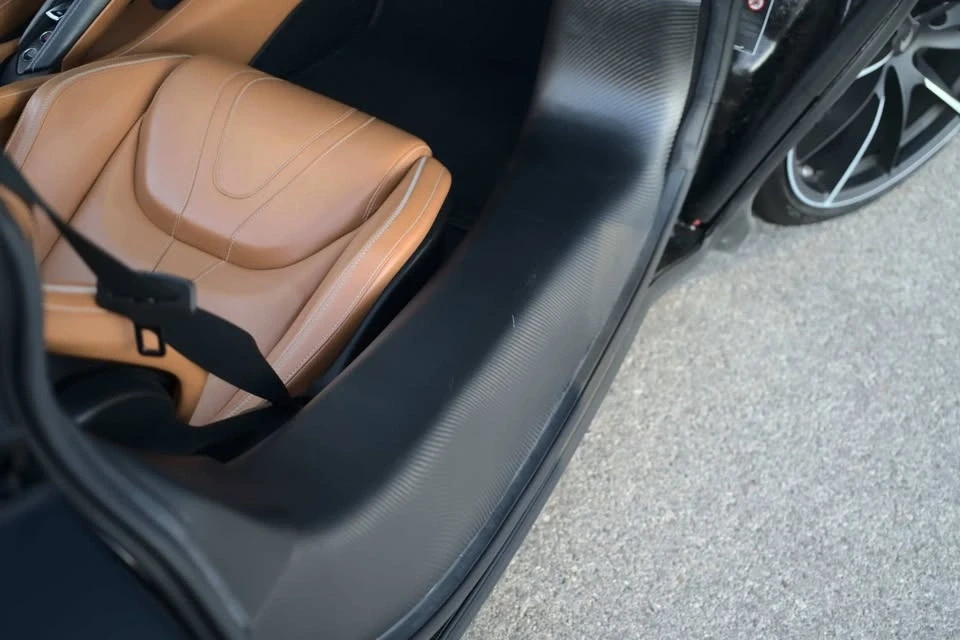 2019 McLaren 720S - Image 15 of 20