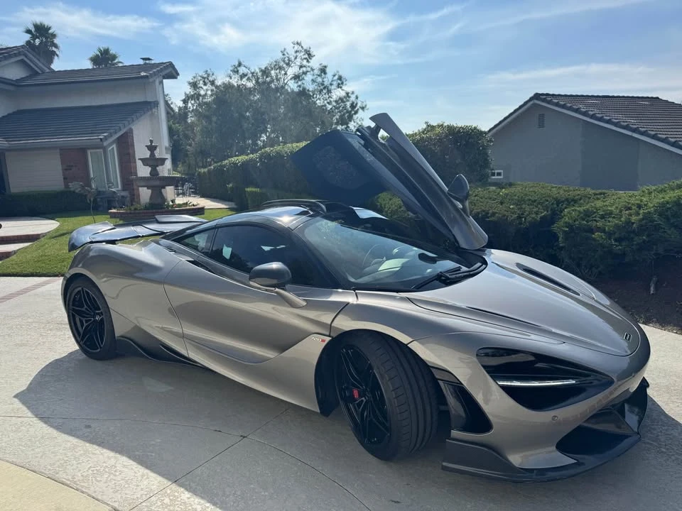 2019 McLaren 720S - Image 15 of 17