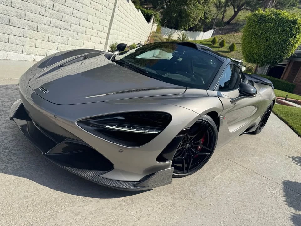 2019 McLaren 720S - Image 2 of 17