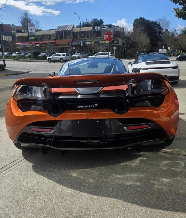 2019 McLaren 720S - Image 5 of 17