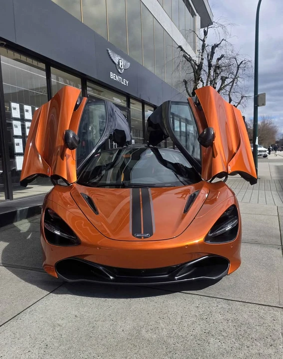 2019 McLaren 720S - Image 6 of 17
