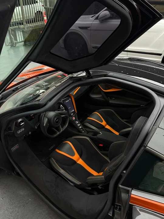 2019 McLaren 720S - Image 9 of 11