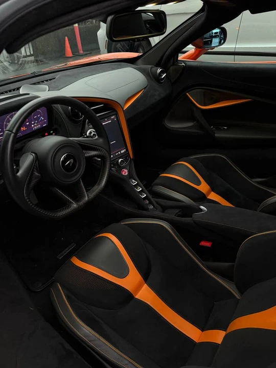 2019 McLaren 720S - Image 10 of 11