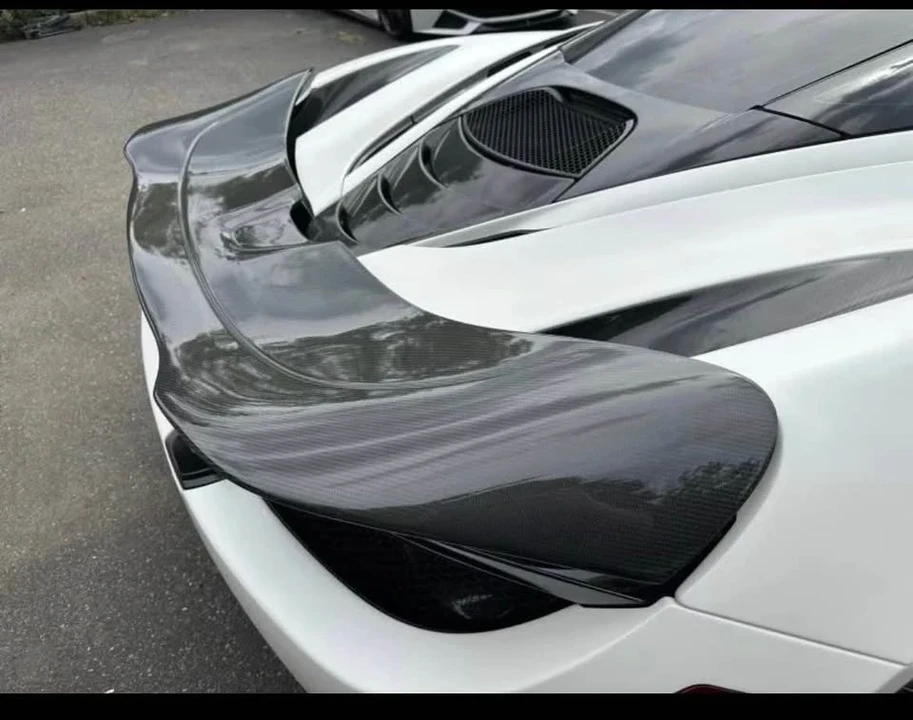 2019 McLaren 720S - Image 11 of 19