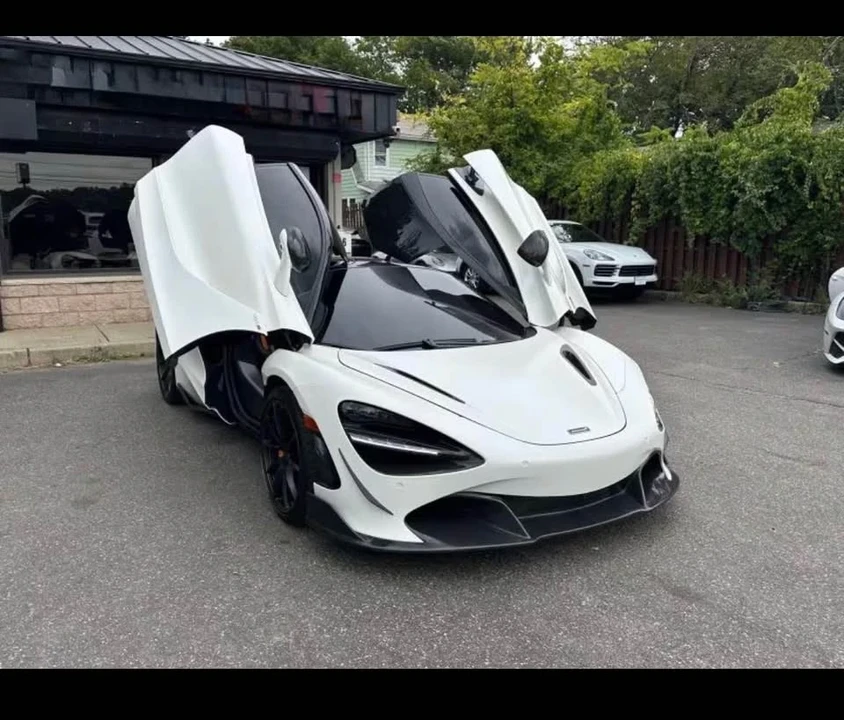 2019 McLaren 720S - Image 2 of 19