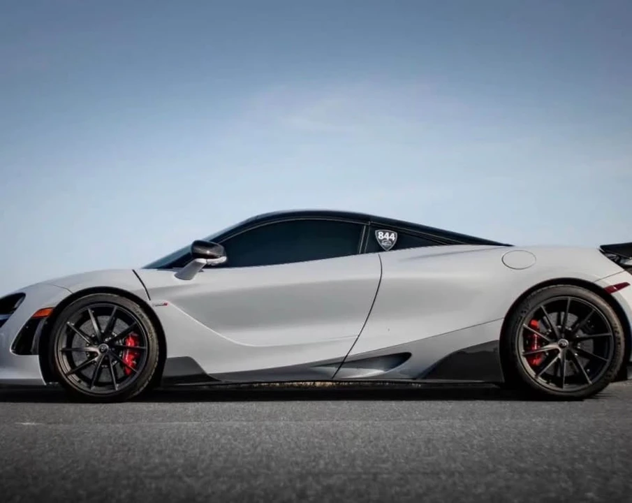 2019 McLaren 720S - Image 2 of 7