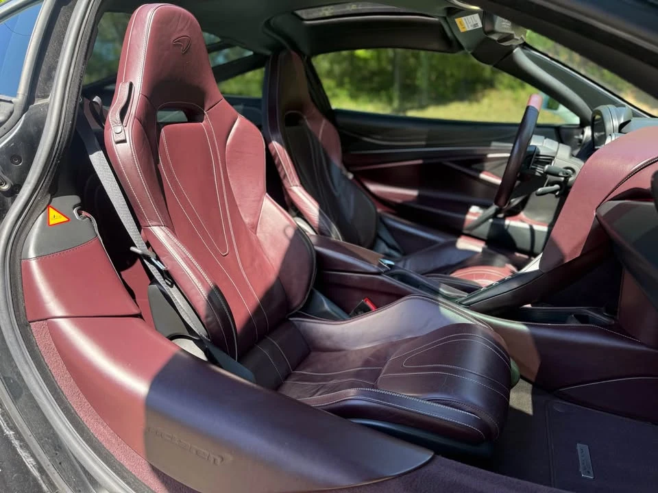2019 McLaren 720S - Image 11 of 18