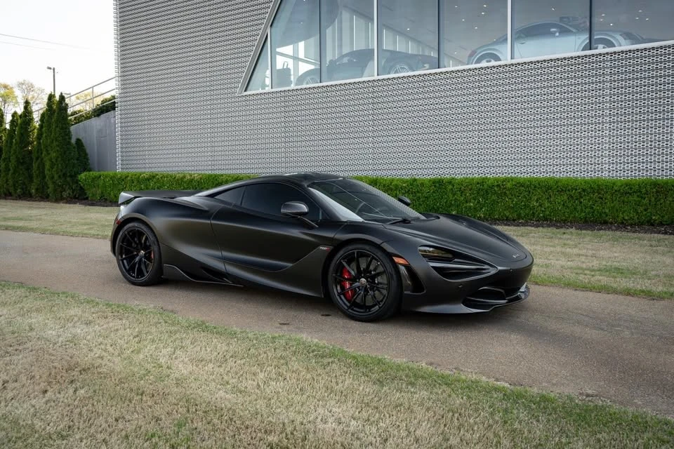 2019 McLaren 720S - Image 2 of 20