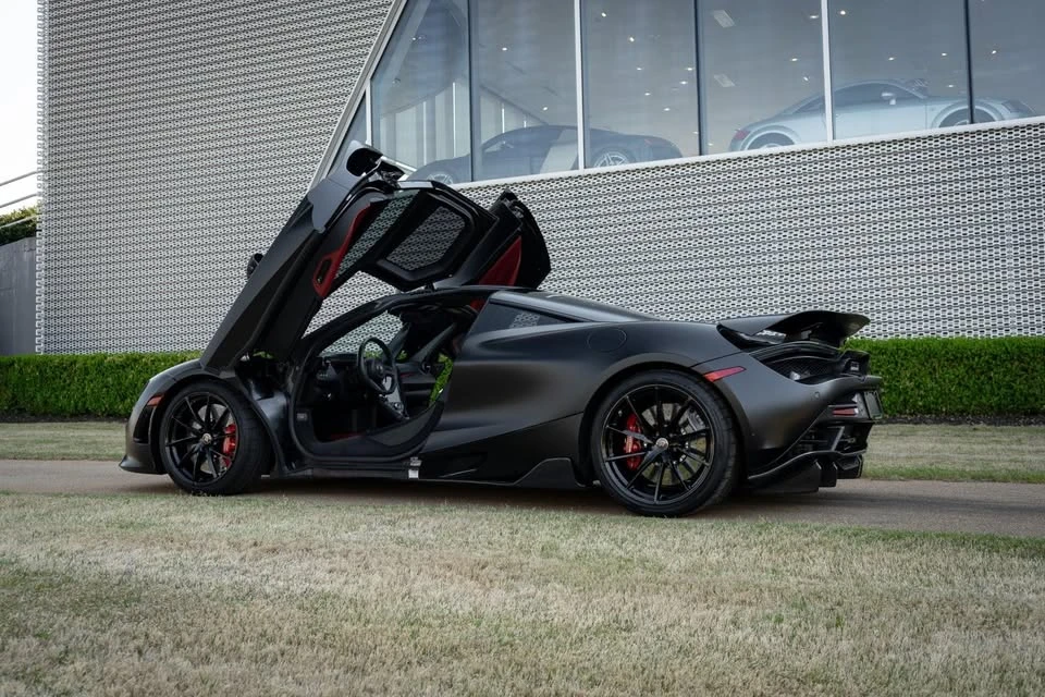2019 McLaren 720S - Image 11 of 20