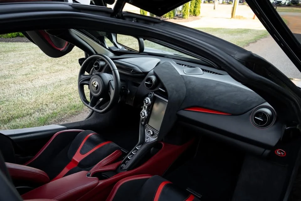 2019 McLaren 720S - Image 19 of 20